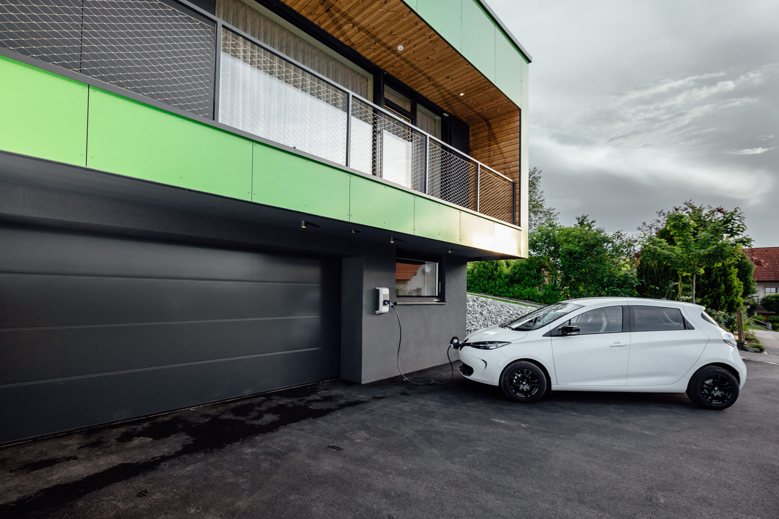 (c) Loxone_Showhome-Electric-Car_08