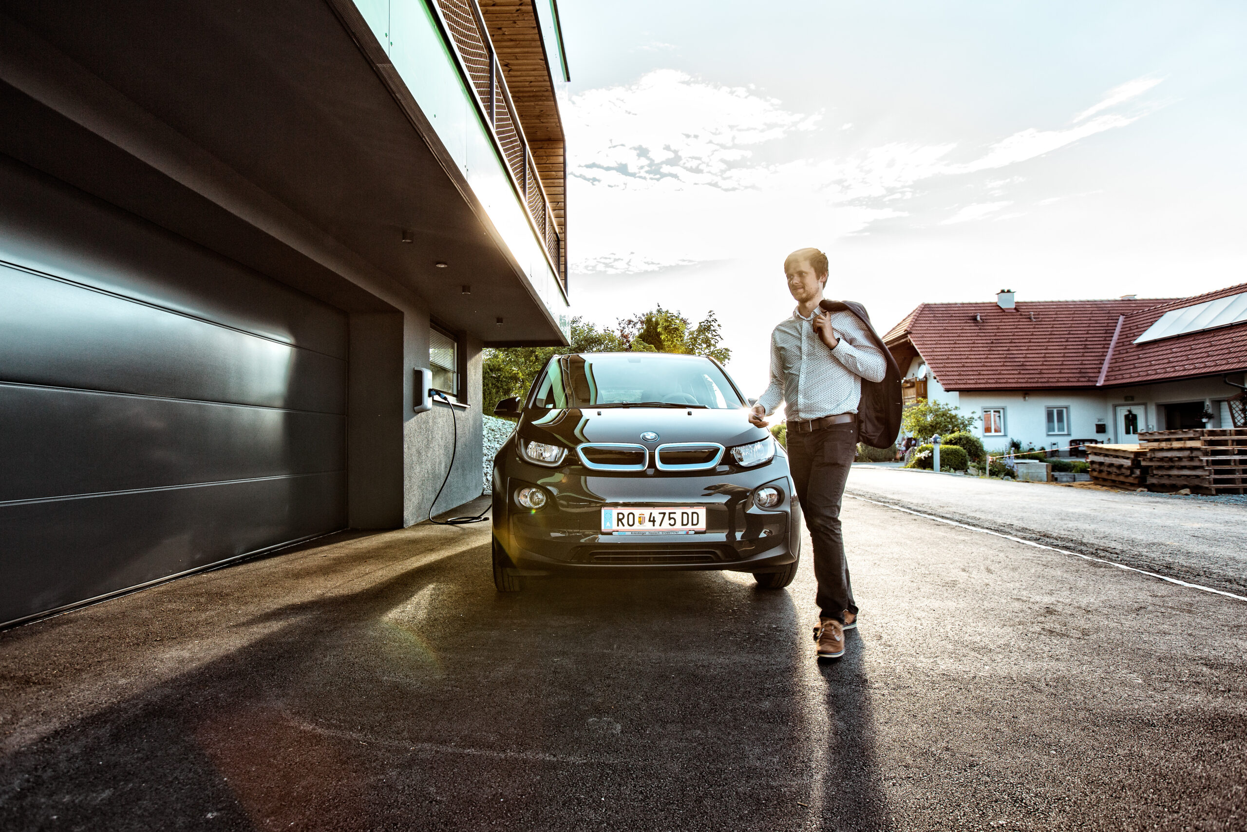 (c) Loxone_Showhome-Electric-Car_18