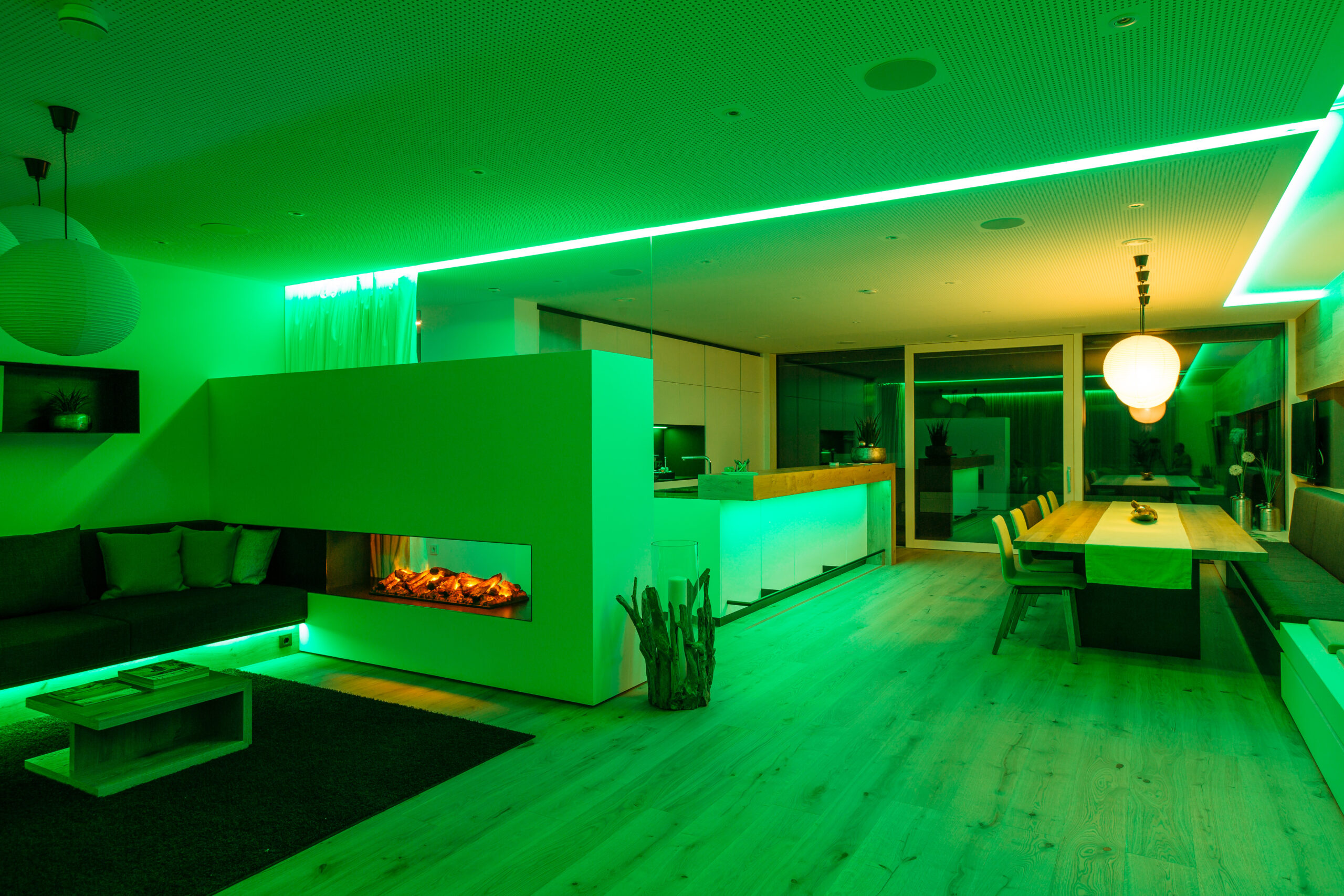 (c) Loxone_Showhome_Wohnbereich_gruen